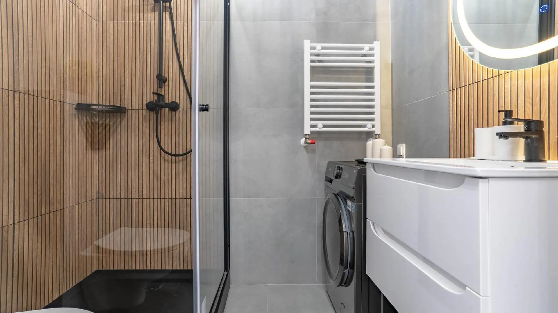 Wrocapartments Westcenter - Legnicka Residence 브로츠와프 0*,